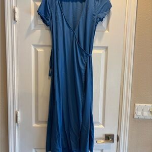 Chic Blue Midi Wrap Dress